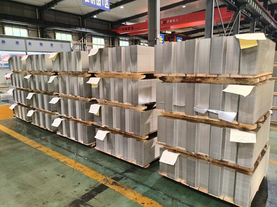 Foglio di banda stagnata elettrolitica per uso alimentare T4 Temperatura BA Finitura per stampaggio estremità lattina facile da aprire 0,19 mm-0,30 mm
